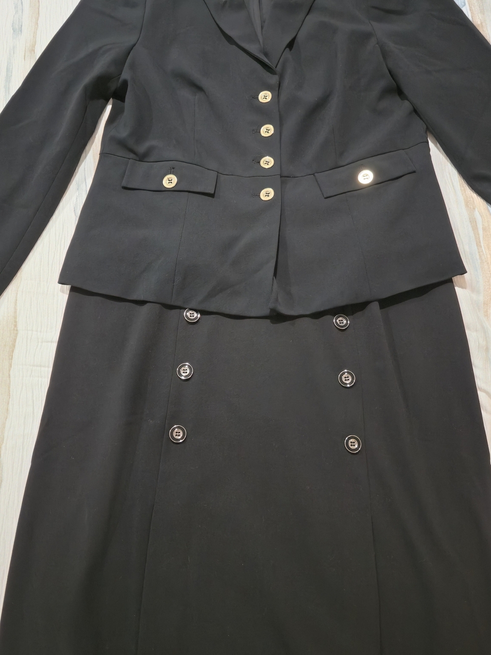 New York & Company Black Pencil Skirt with Back Zipper